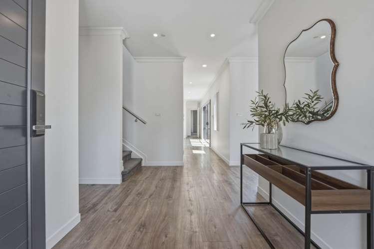 18 Newport Place Forrest Hill_12