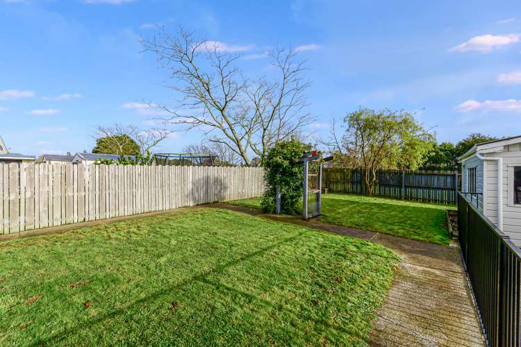 37 Balmerino Crescent Pukete_15