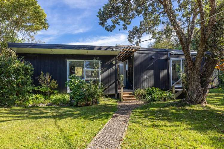 45 Tahatai Road Oneroa_27