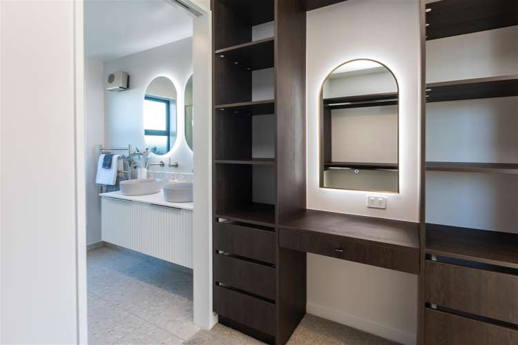 56 Ebenezer Drive Lincoln_12