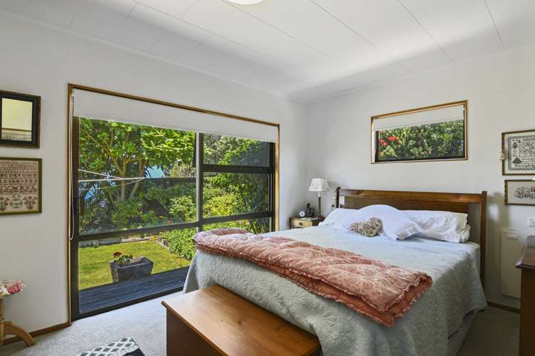 68 Bishop Road Parapara_13