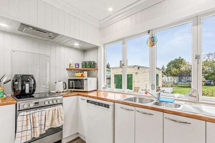 12 Hunia Street_3