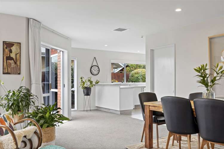 8 Thornlea Place Halswell_7