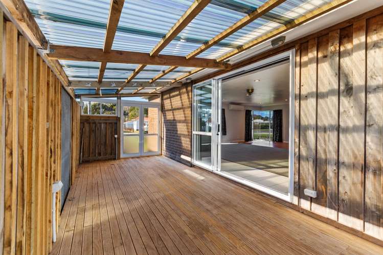 53 Blake Street Waitara_23