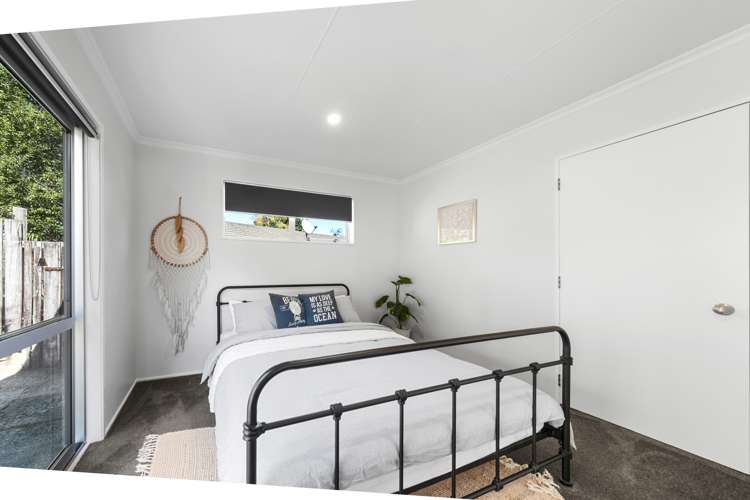 4 Puketotara Street Highlands Park_11