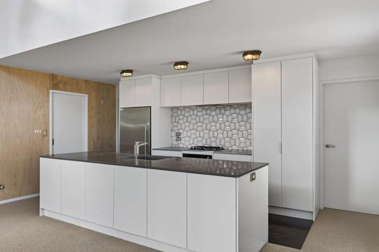 2/66 Powderham Street City Centre_10