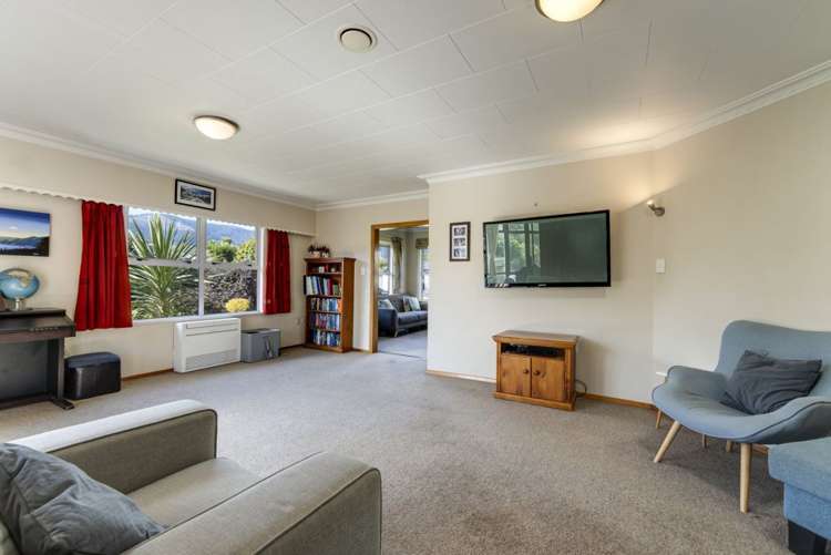 22 Tennyson Crescent_2