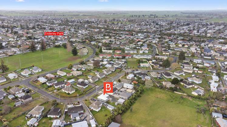 18 Byron Road Enderley_15