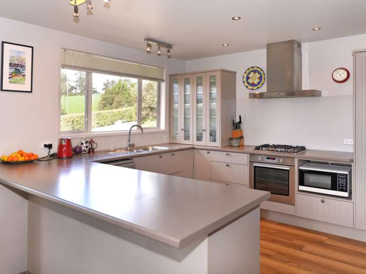 142 Strachan Road Ngatimoti_10