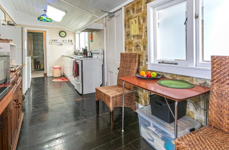 114 Fenton Street Thames_24