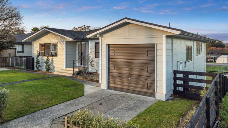 244 Racecourse Road_0
