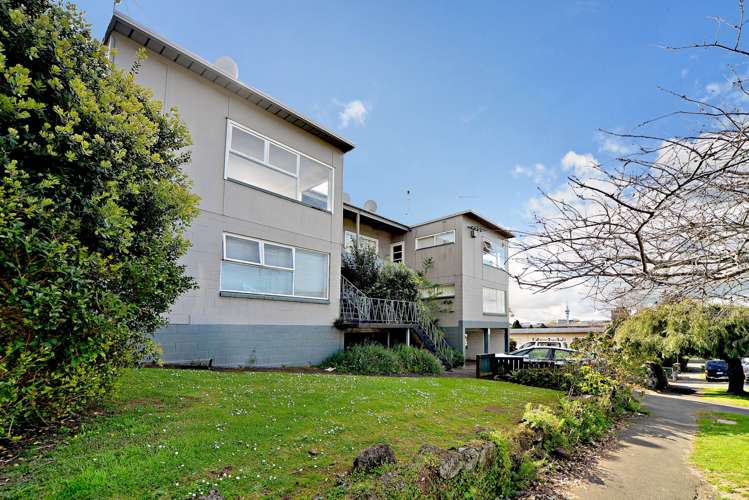 4/17A Esplanade Road Mt Eden_7