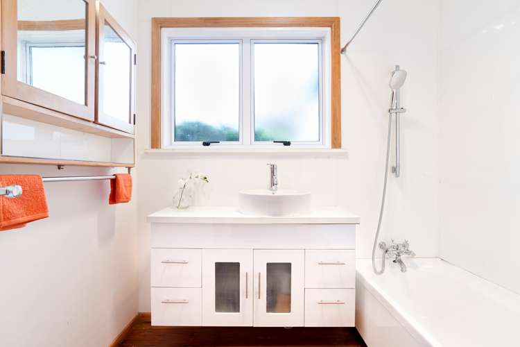 221 Racecourse Road Waipawa_13