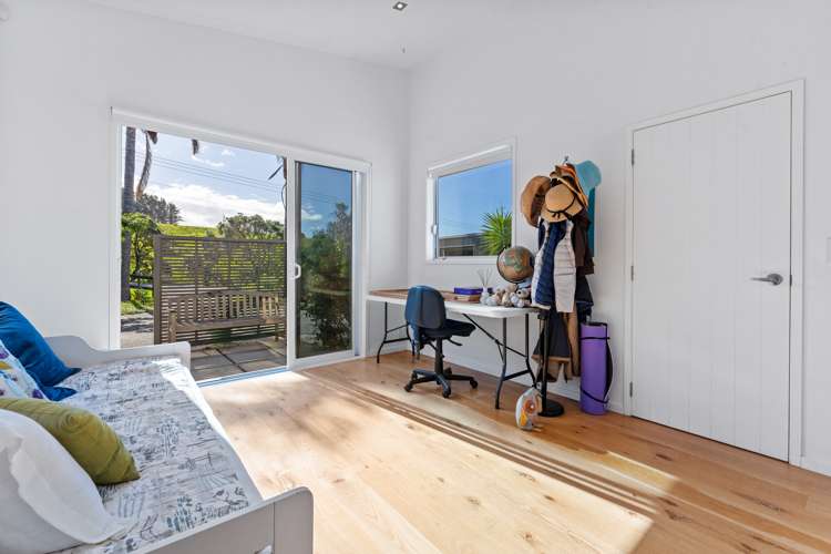 79 Hauraki Road Leigh_26