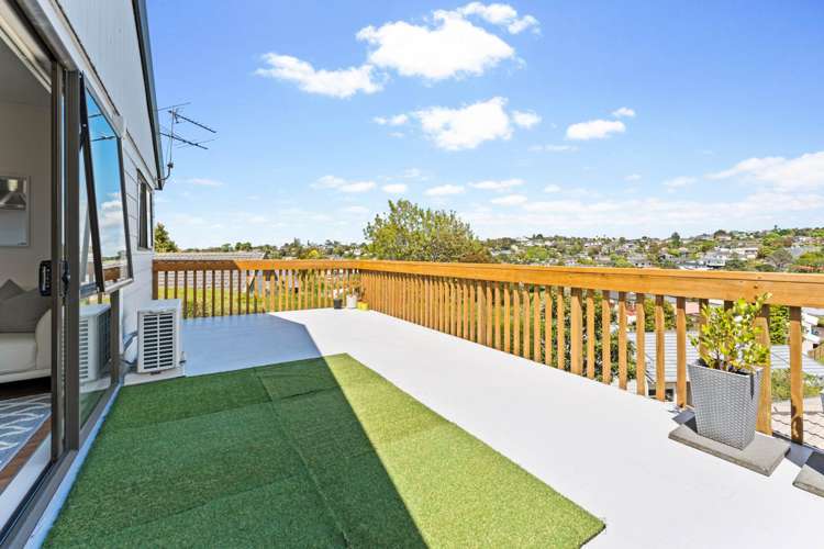2/84 Totaravale Drive Totara Vale_12