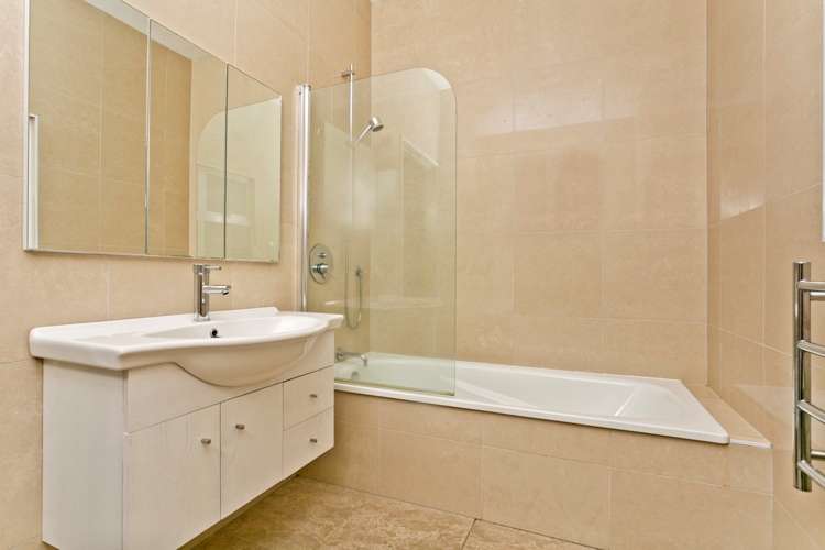 189 Hinemoa Street Birkenhead_15