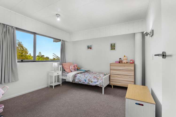 10B Barker Rise Northcross_17