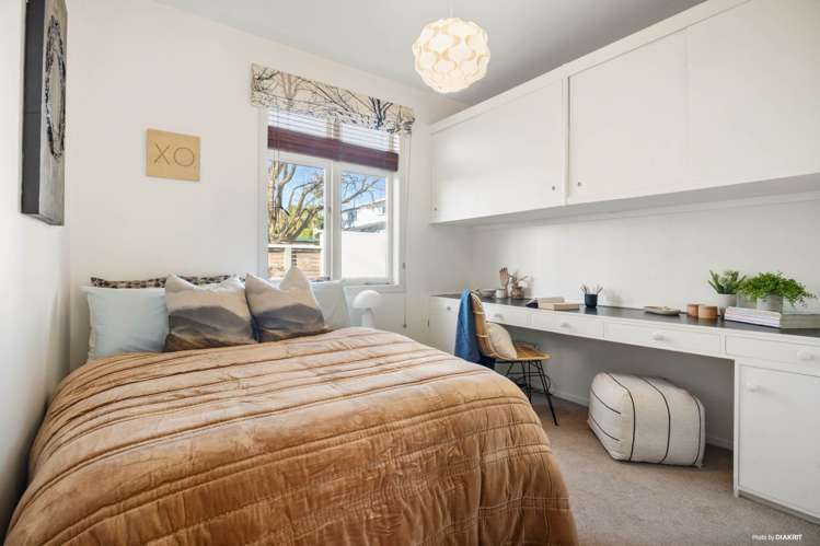 94 Warnock Street Westmere_15