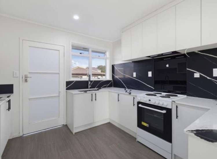 2/24A Vine Street_2