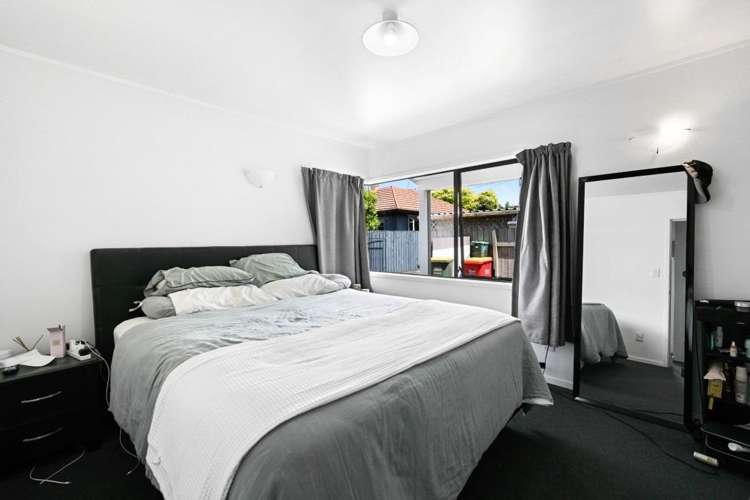 13a Forest Lake Road 1066_6