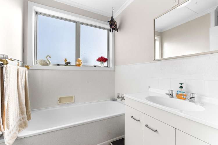 157 Parklands Avenue Bell Block_7