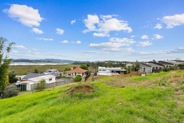 21 Raumati Crescent Onerahi_2