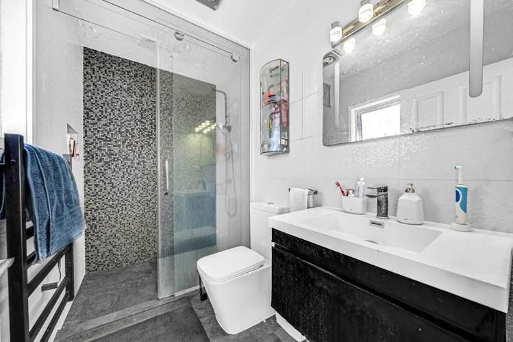 2 Tudward Glade Hillcrest_18