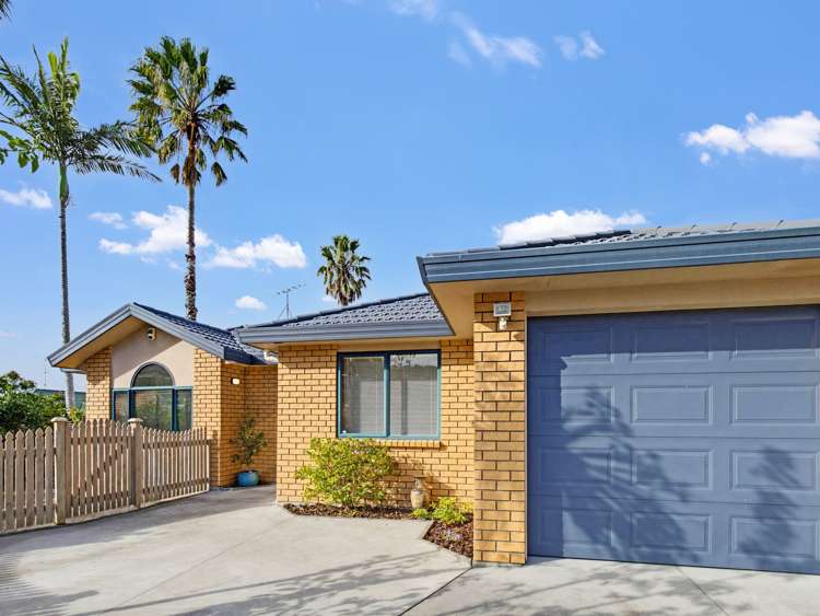 6 Red Hibiscus Road Stanmore Bay_17