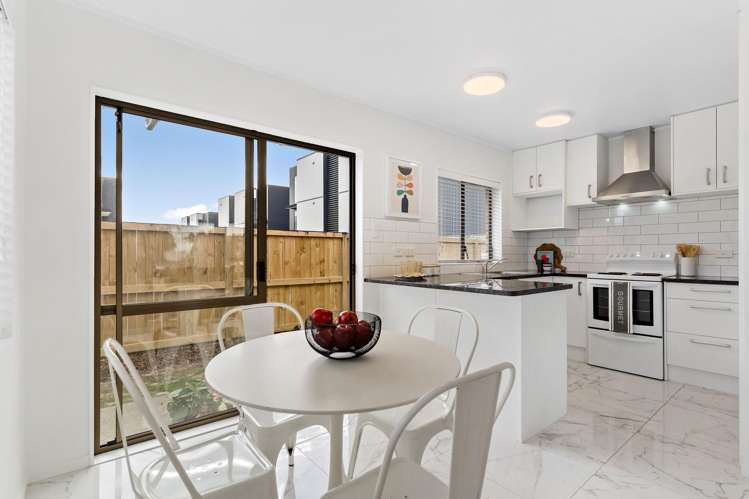 176 Te Atatu Road Te Atatu South_5