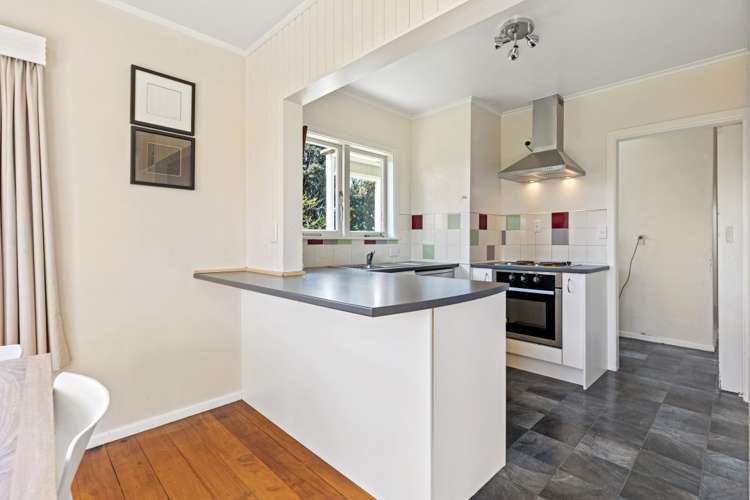 60 Margaret Road Bellevue_14