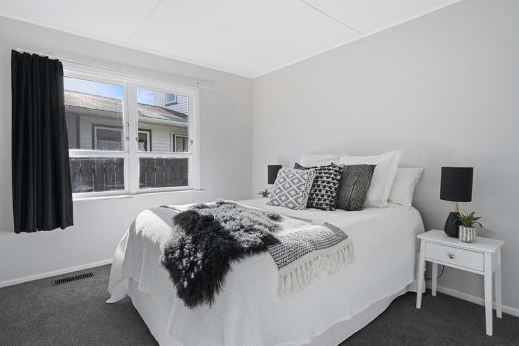 14 Wetherby Grove Wainuiomata_12