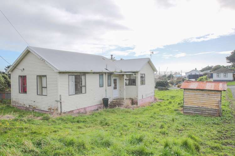 11 Theodore Street Bluff_14
