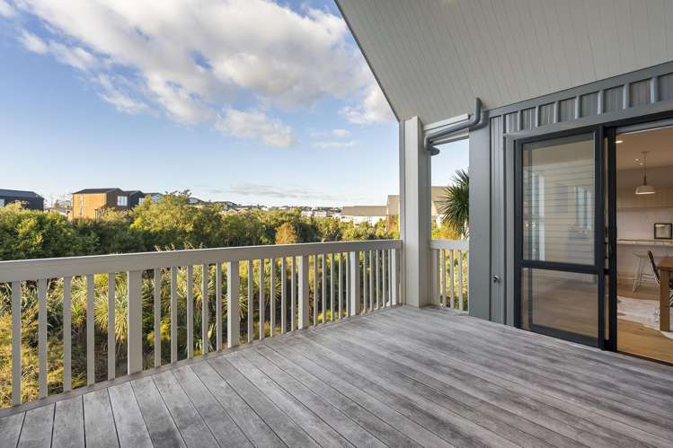 183 Jack Lachlan Drive Beachlands_12