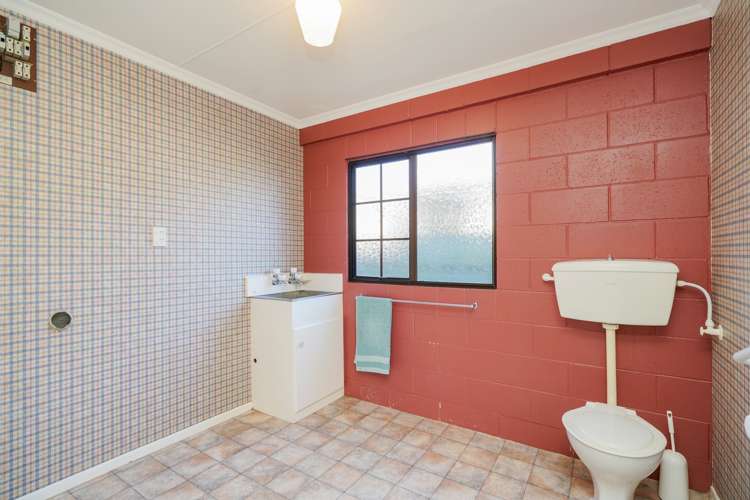 480 Racecourse Road Hargest_11