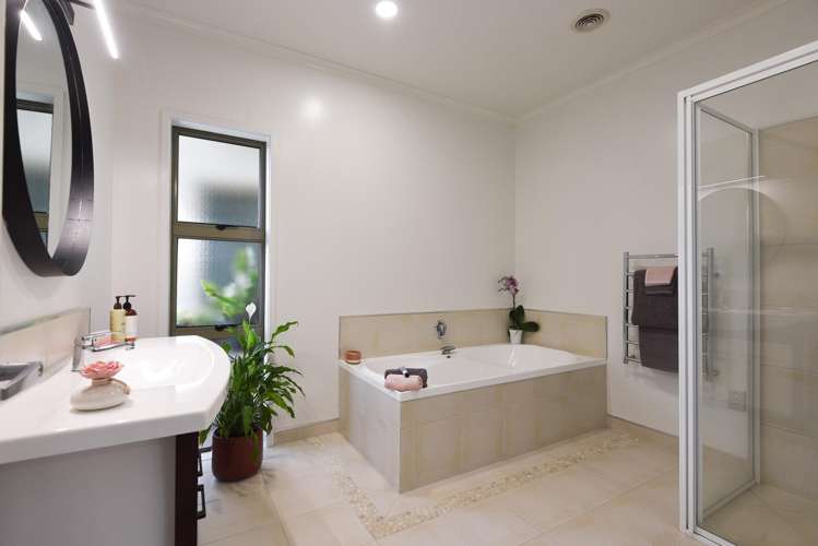 20 Devoy Drive Owhata_20