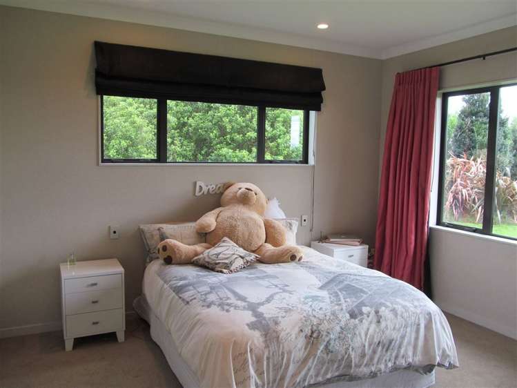 1018b Camerons Line Feilding_11