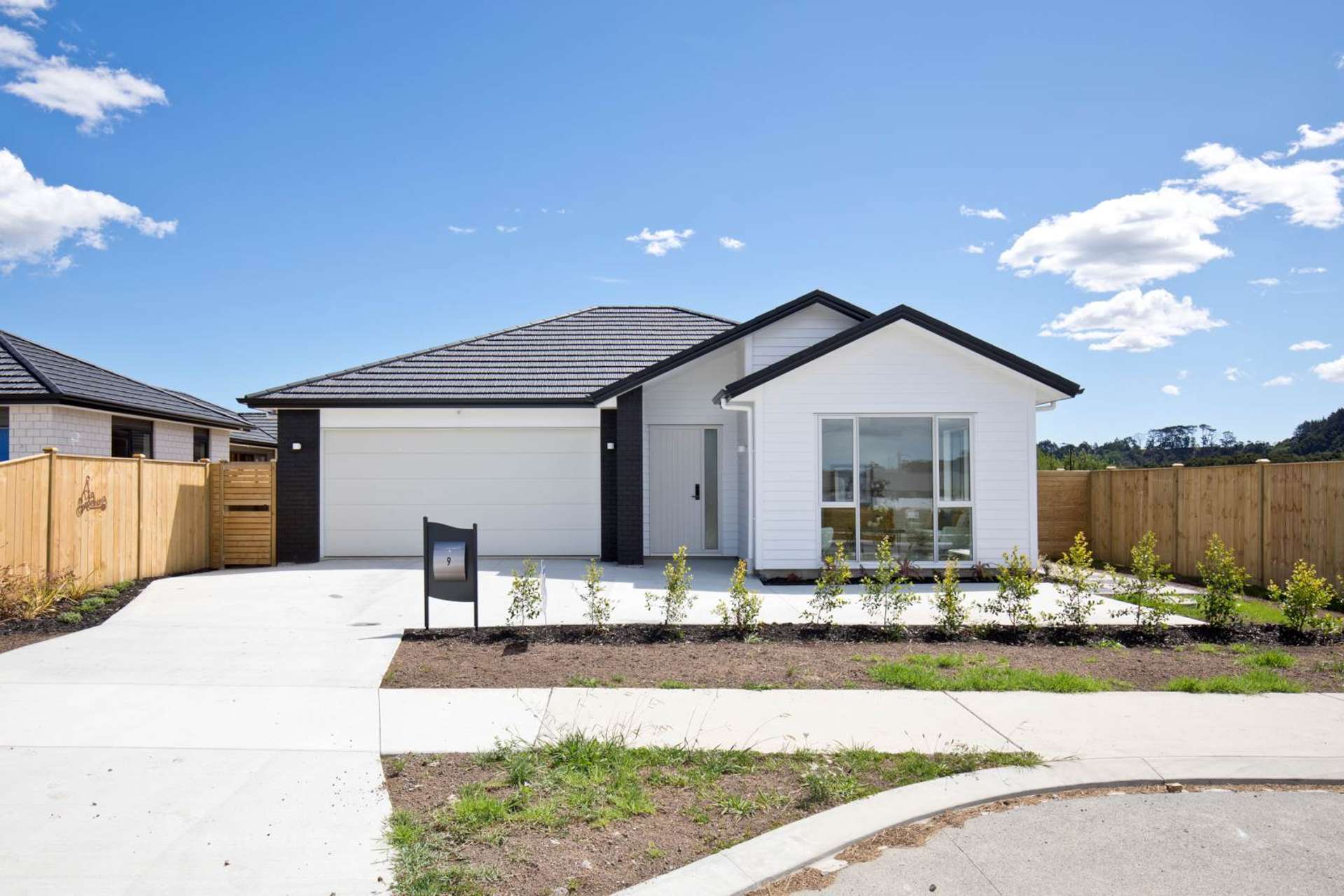 9 Len Ireland Drive Kumeu_0