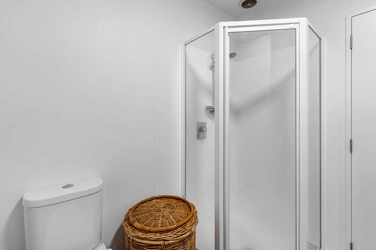 2/14 Buffon Street Waltham_8