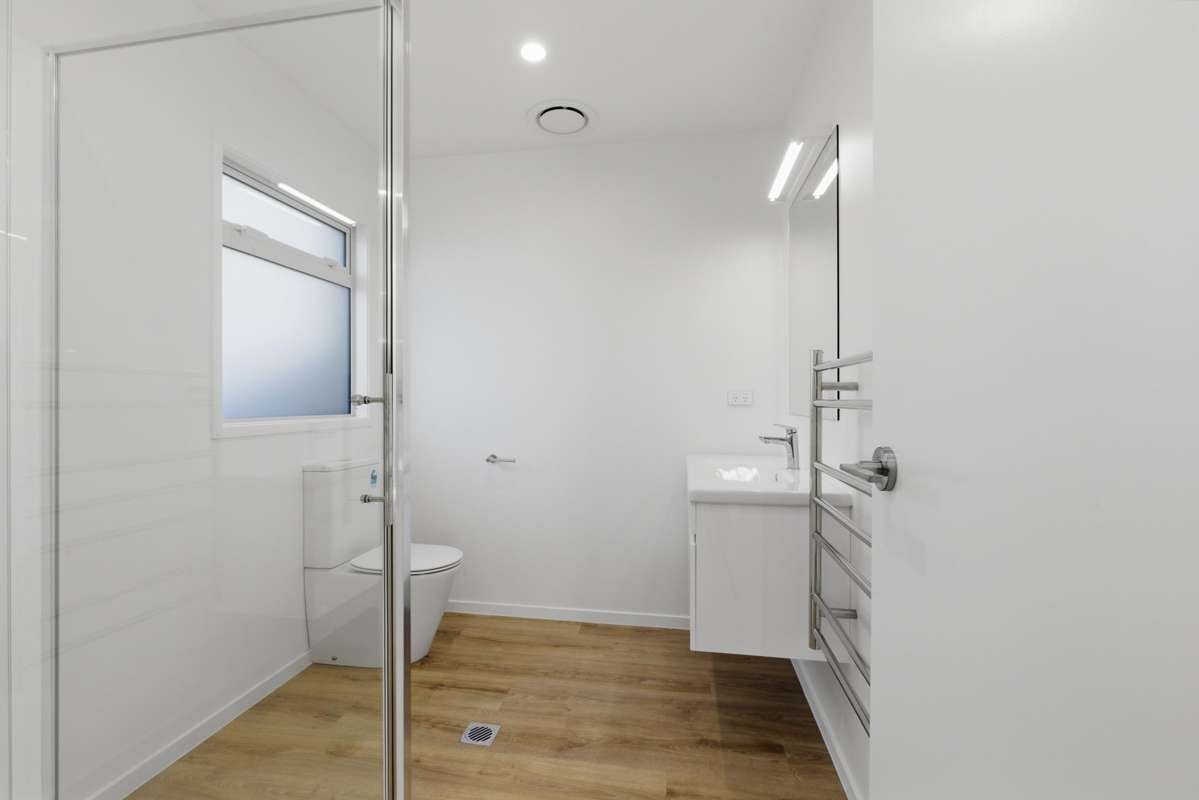 2/69A Cameron Road_3