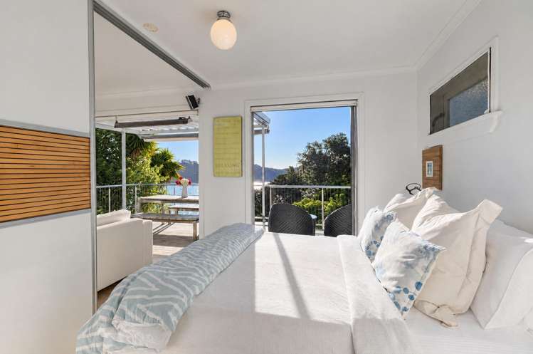 70 Burrell Road Oneroa_16