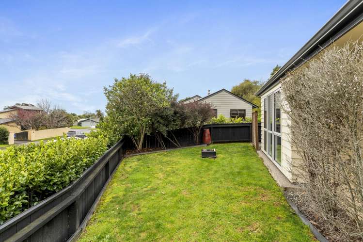 11b Poneke Drive Waikanae_16