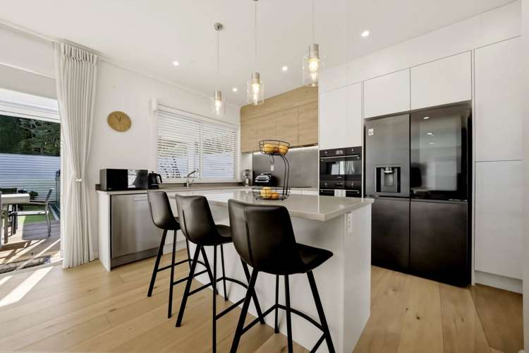 12 Pepperdine Place_5