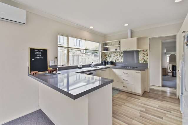 1/65 Ribbonwood Crescent Goodwood Heights_3