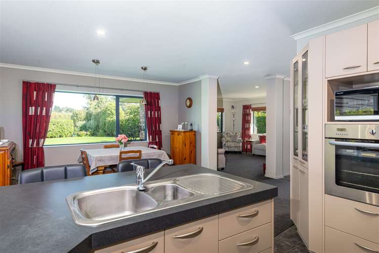 10 John Leith Place Leithfield_8