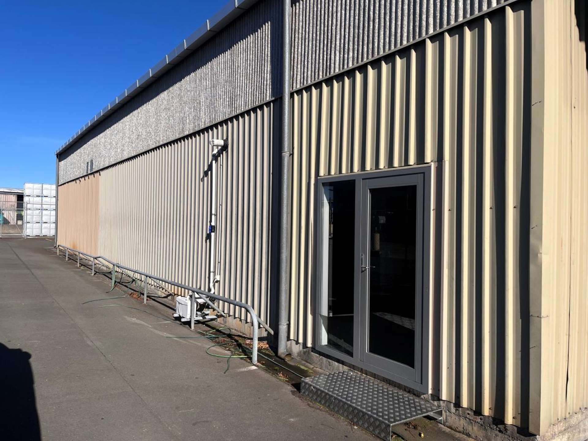 405-407 King Street North Hastings Central_0