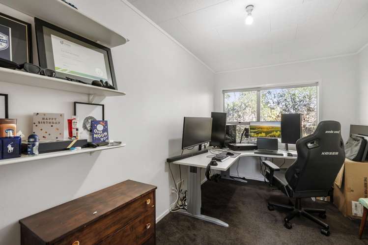 11 Glenties Lane Ellerslie_18