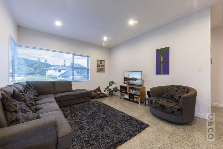 5 Mill Grove Riverhead_11