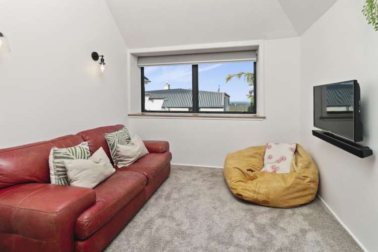 9 Scarboro Terrace Murrays Bay_13