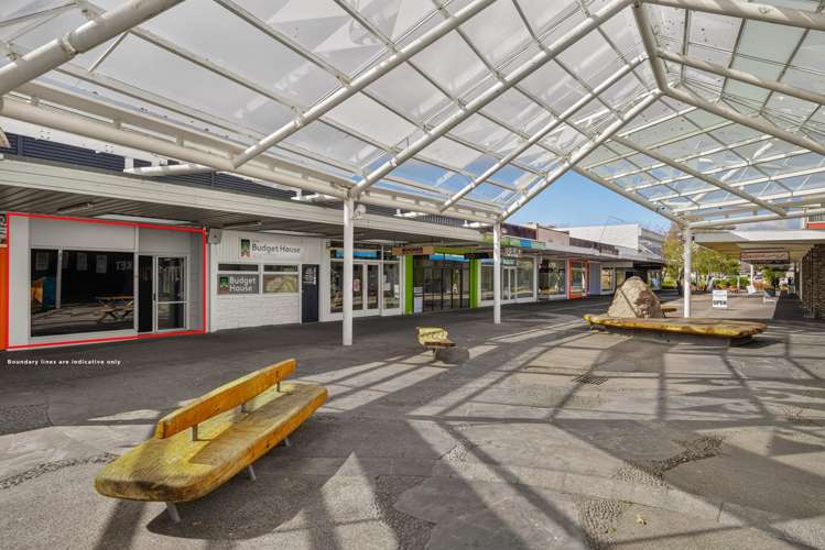 49 Town Centre Turangi_1
