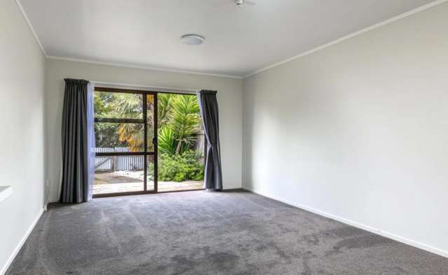 1/28 Faulkland Drive Witherlea_2